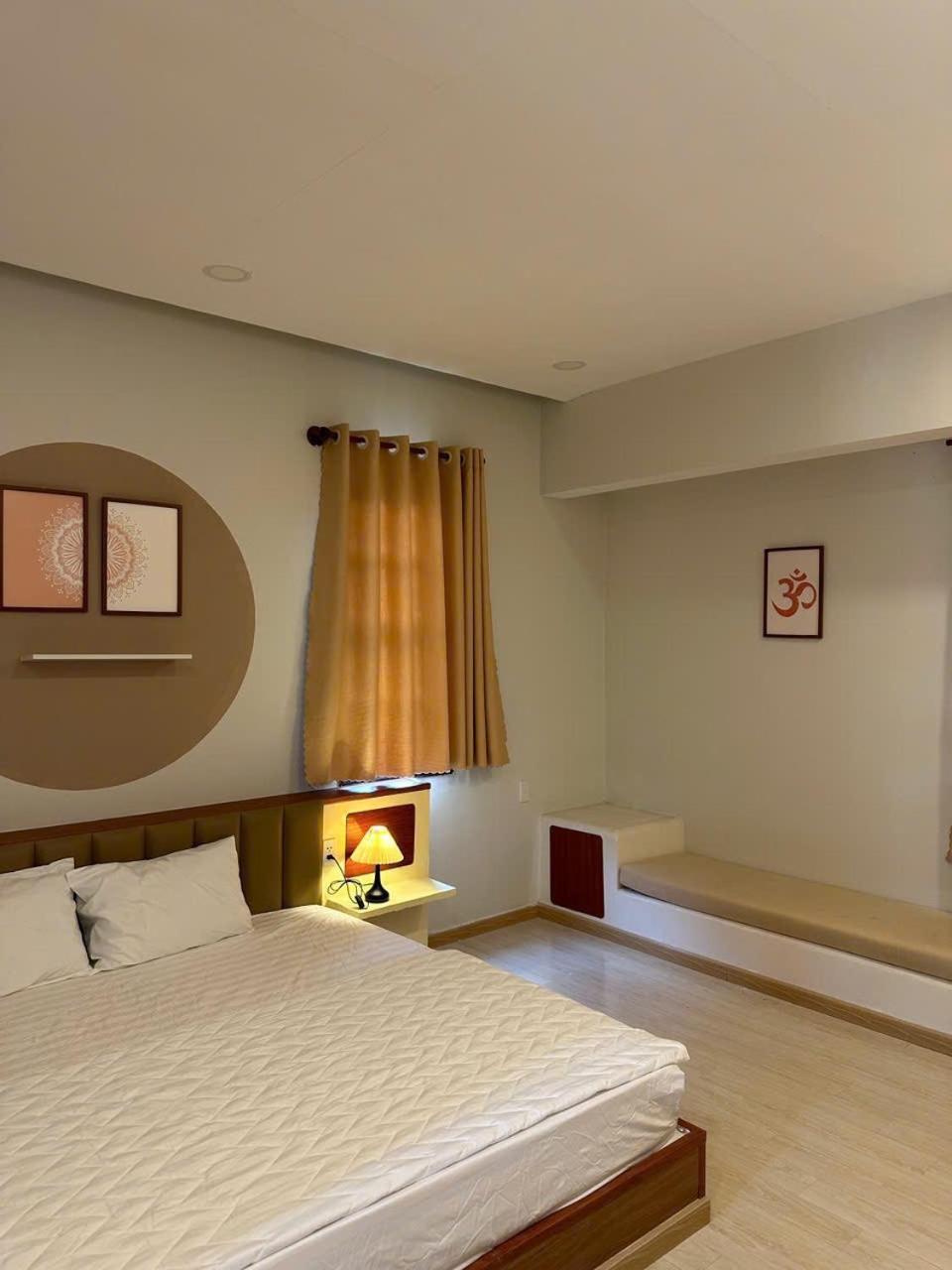 T30 Hostel *
